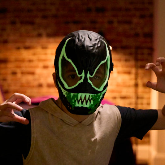 Marvel Spider-Man VenomVersus Venom Glow-in-The-Dark Mask for Role Play, Super Hero Toys for Kids, Ages 5+