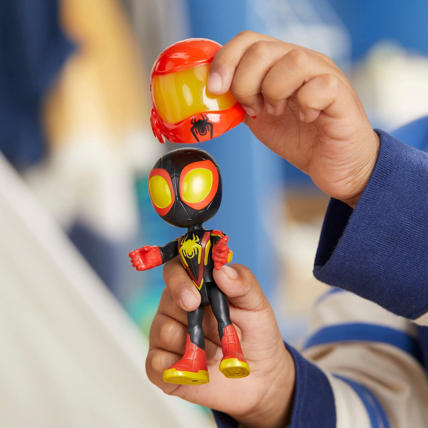 Marvel Spidey and His Amazing Friends Web-Spinners Miles with Drill Spinner, Car Playset with Vehicle, 4-Inch Scale Action Figure and Accessory, Toy Cars for Kids 3 and Up