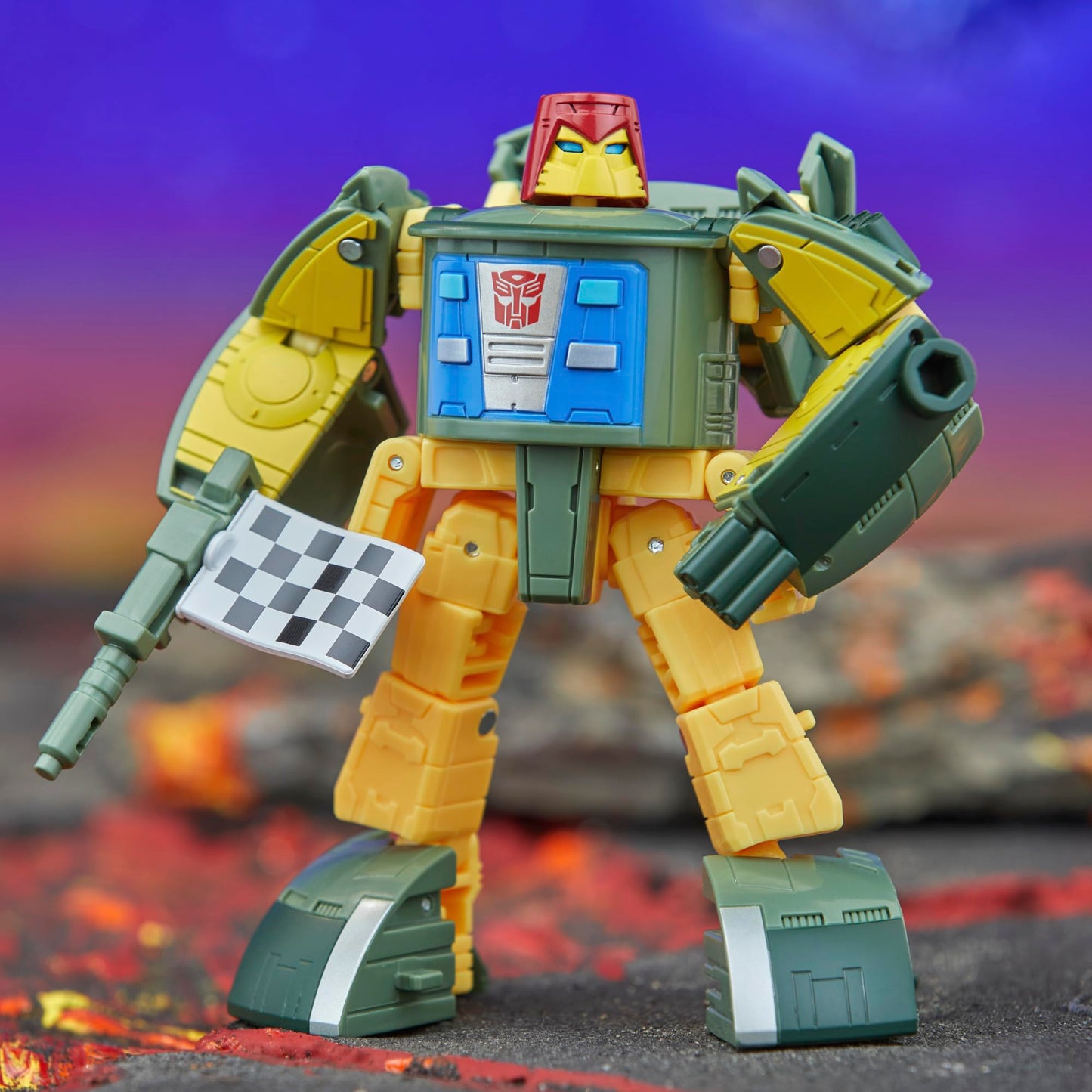Transformers Legacy Deluxe Class Autobot Cosmos, 5.5-inch Converting Action Figure, 8+