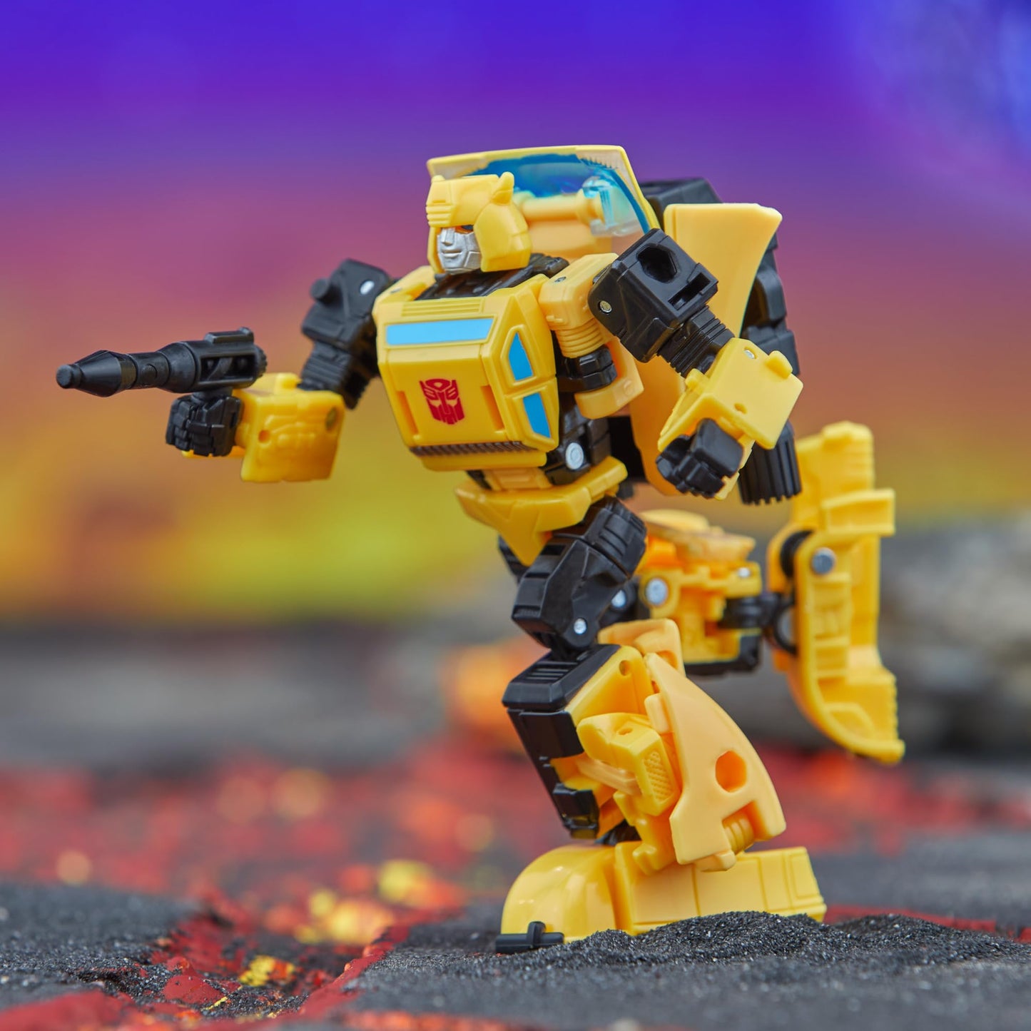 Transformers Legacy Deluxe Class Origin Bumblebee 5.5-inch Converting Action Figure, 8+
