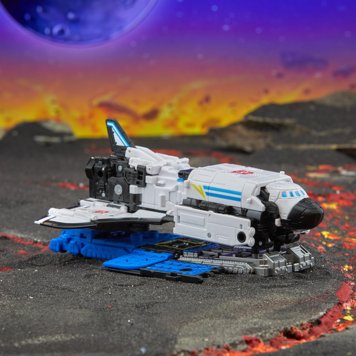 Transformers Legacy United Leader Class Galaxy Shuttle, 7.5-inch Converting Action Figure, for Boys and Girls Ages 8+