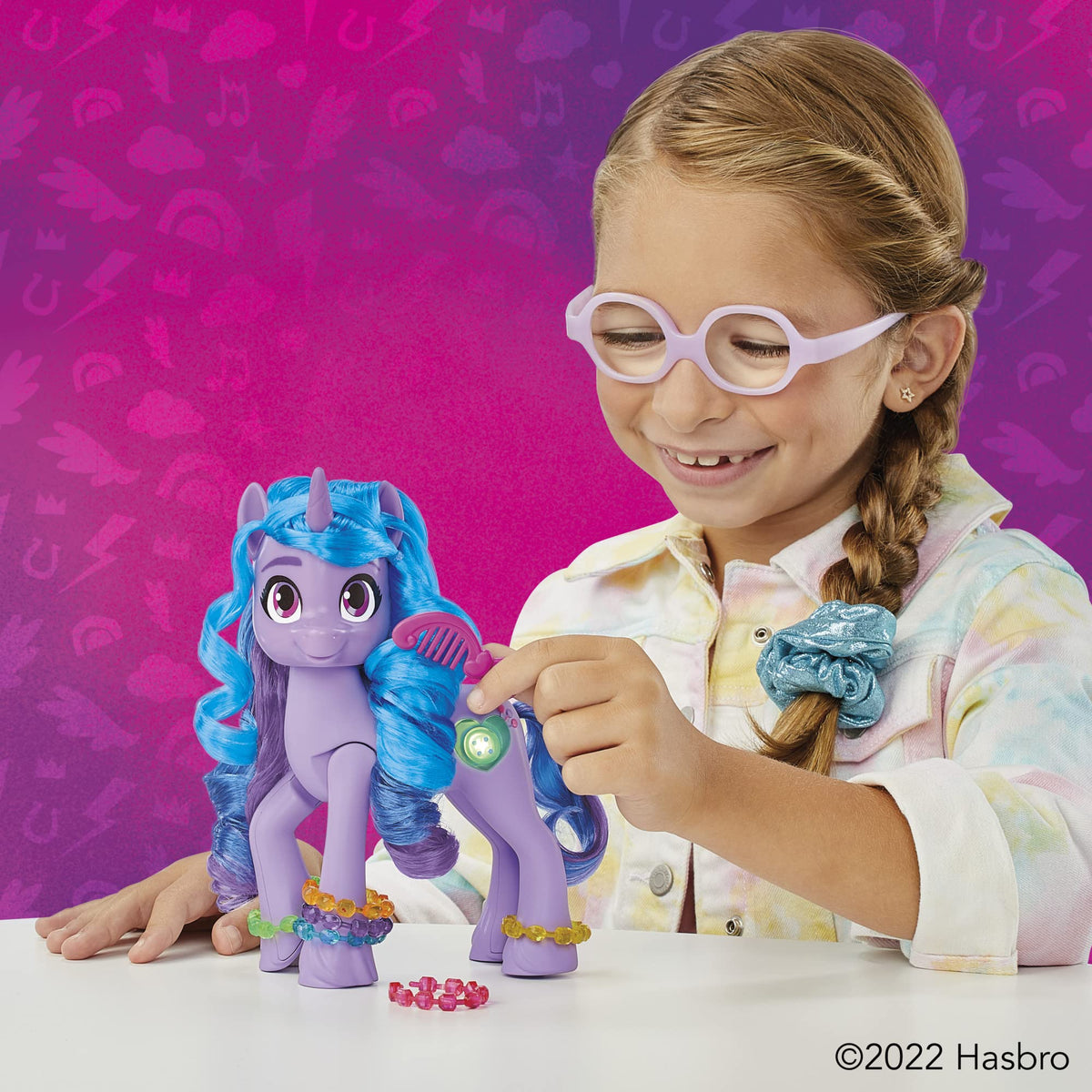 My Little Pony Make Your Mark Izzy Moonbow See Your Sparkle