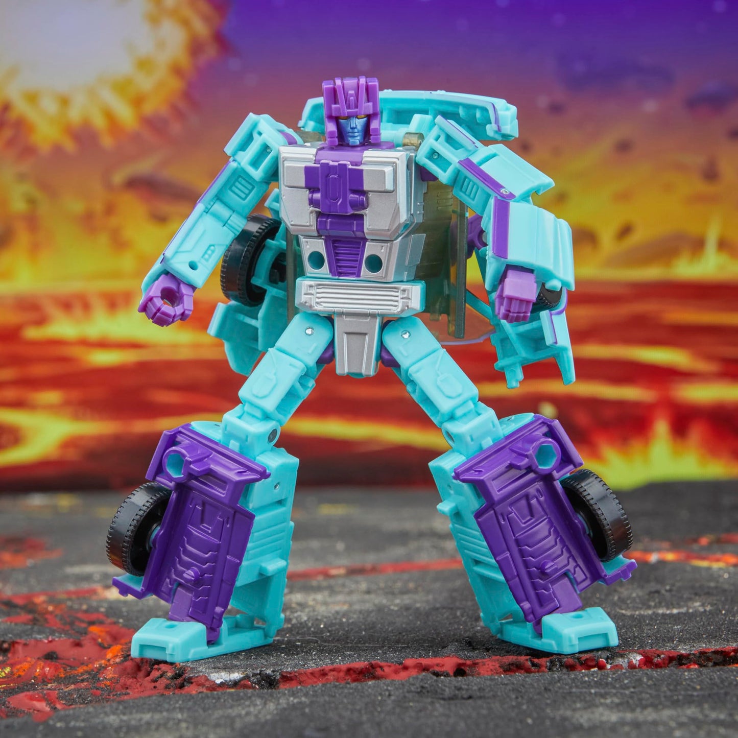Transformers Legacy Deluxe Class G2 Universe Breakdown, 5.5-inch Converting Action Figure, 8+
